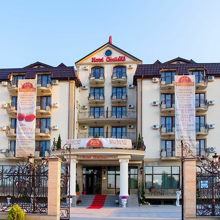 Hotel Giuliano Bragadiru Экстерьер фото