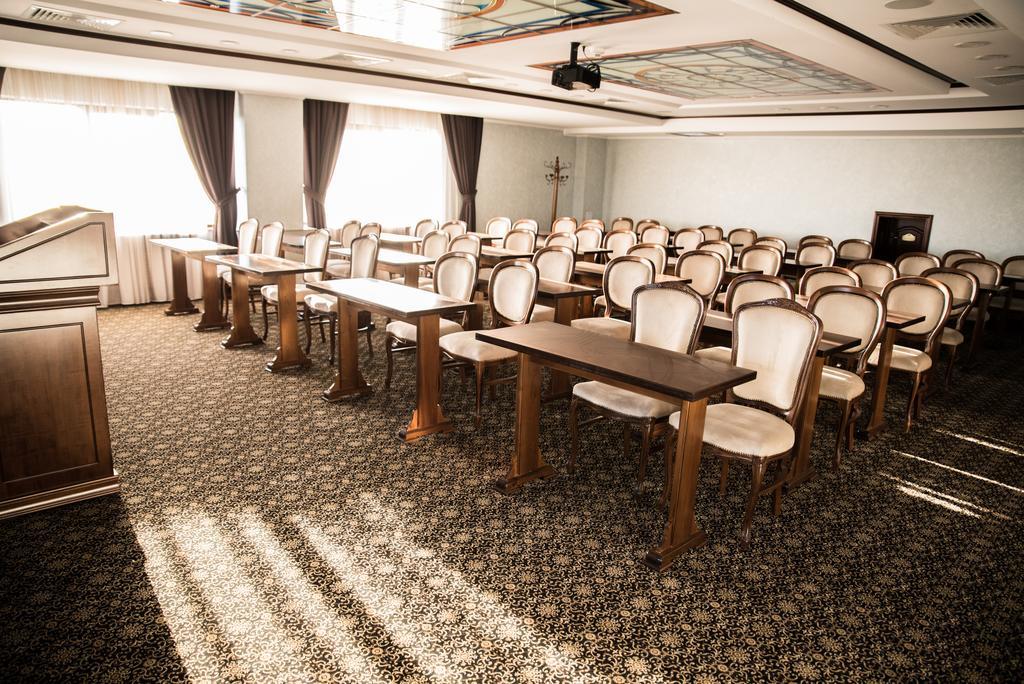 Hotel Giuliano Bragadiru Экстерьер фото
