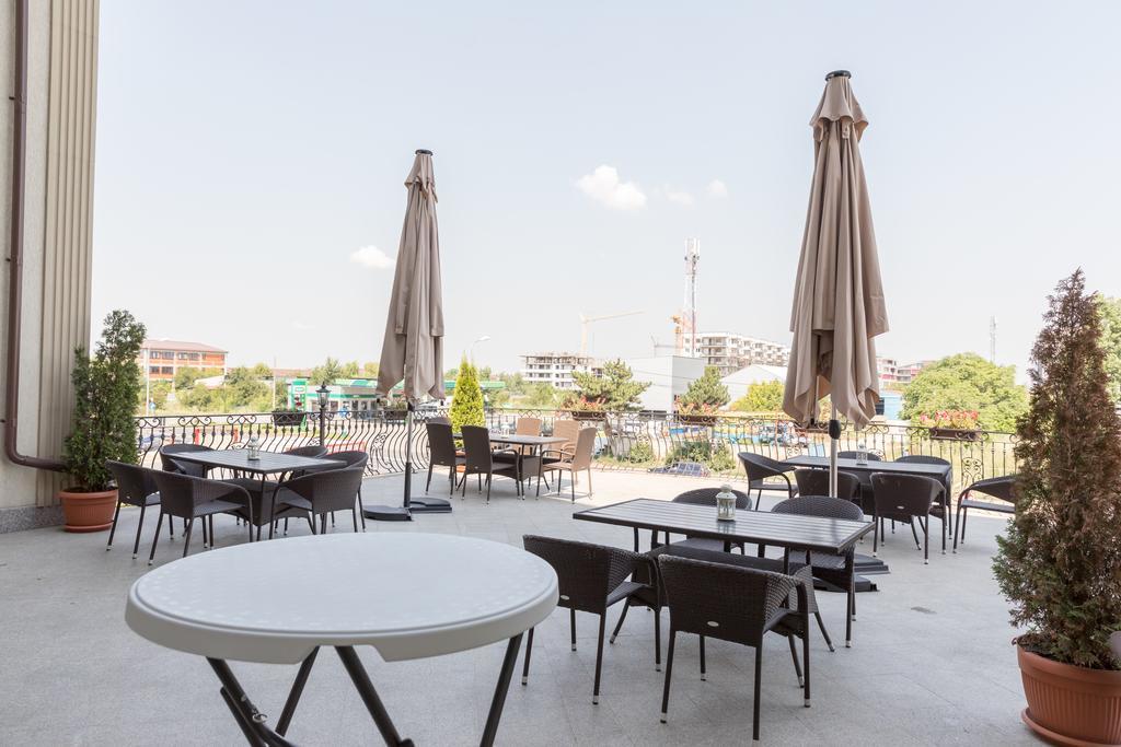 Hotel Giuliano Bragadiru Экстерьер фото