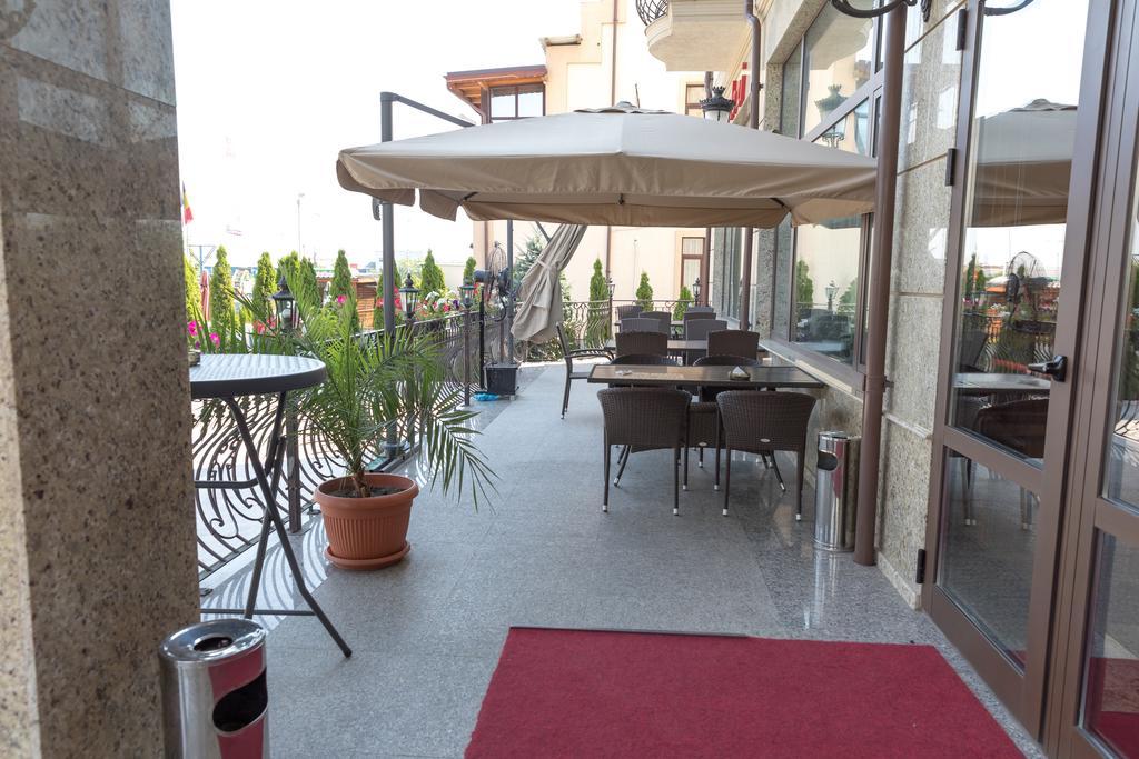 Hotel Giuliano Bragadiru Экстерьер фото