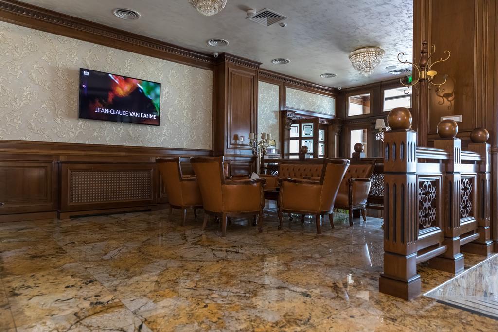 Hotel Giuliano Bragadiru Экстерьер фото